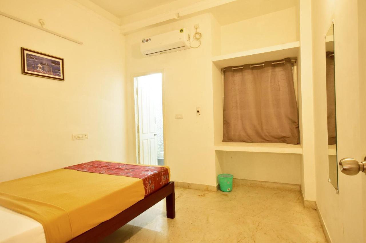 Bharathi Residhome Пондичери Екстериор снимка